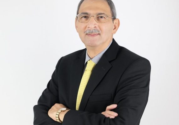 DR. AMR ARAFA